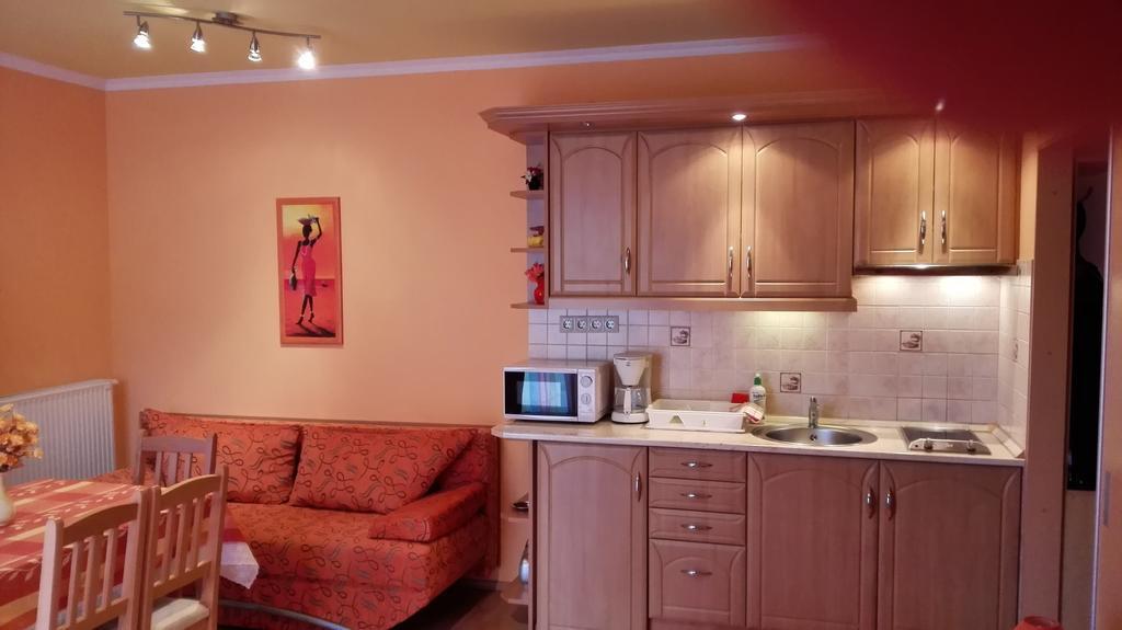 Balaton Wellness Apartman Siófok Zimmer foto