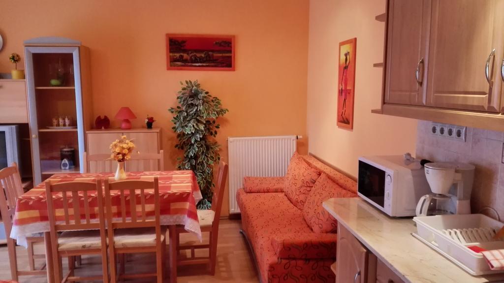 Balaton Wellness Apartman Siófok Zimmer foto